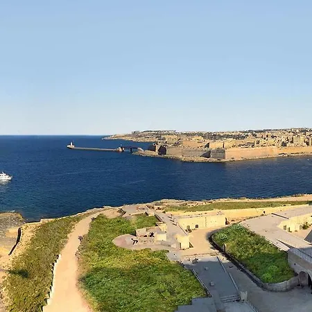 Marvellous In Tigne Point Apartment Sliema