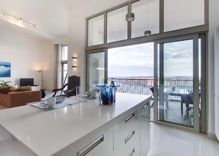 Marvellous In Tigne Point Appartamento Sliema